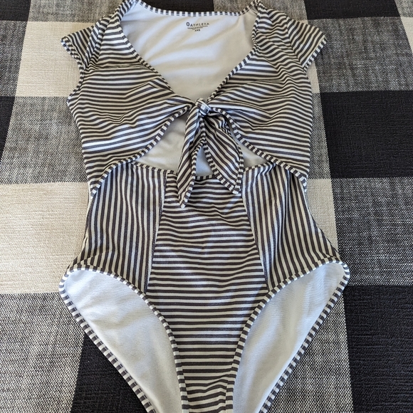 Athleta Other - Athleta one piece swim bathing suit